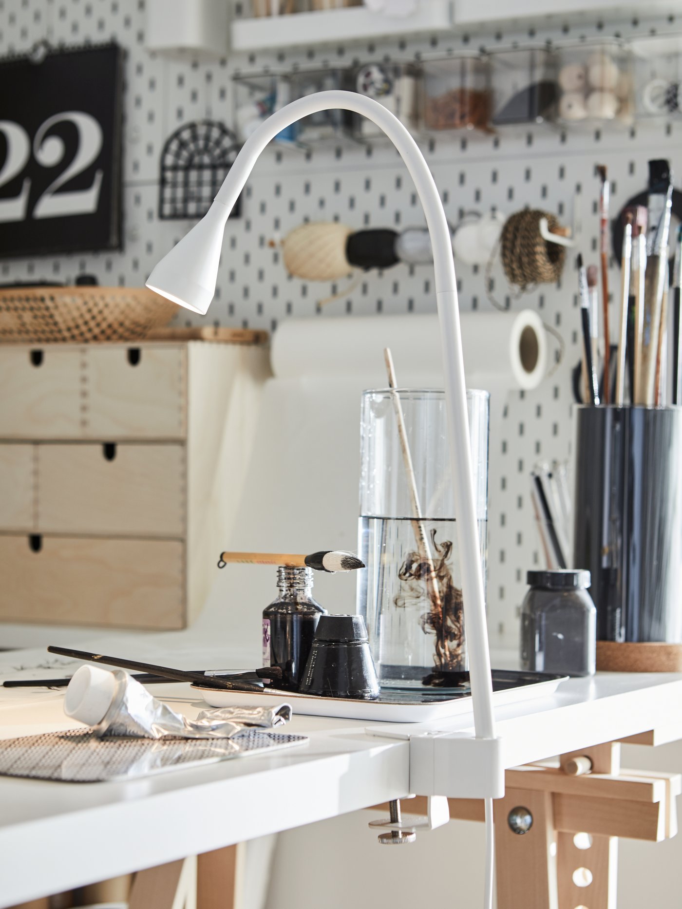 A LAGKAPTEN ** desk 120x60 white/birch in the home office