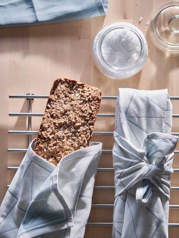 A blue SANDVIVA tea towel in the kitchen