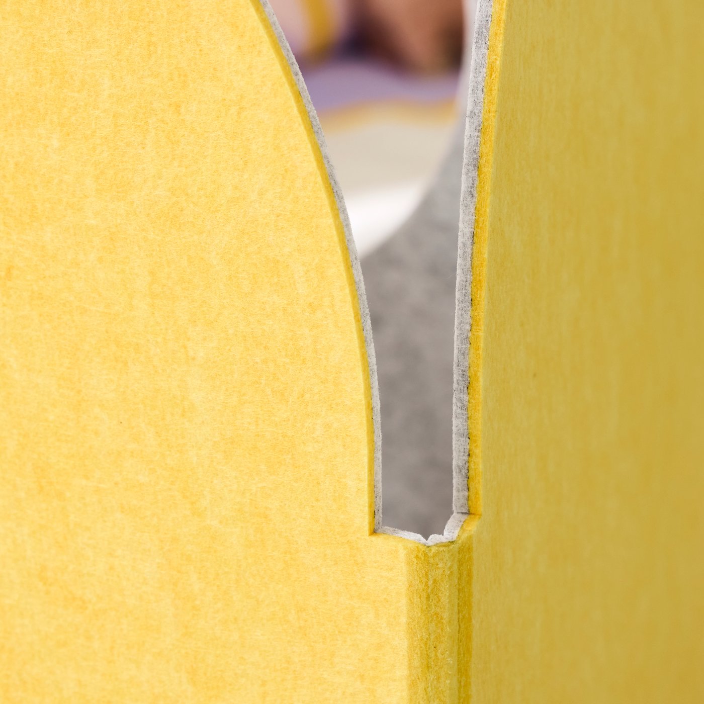 Panneau de séparation jaune et gris 