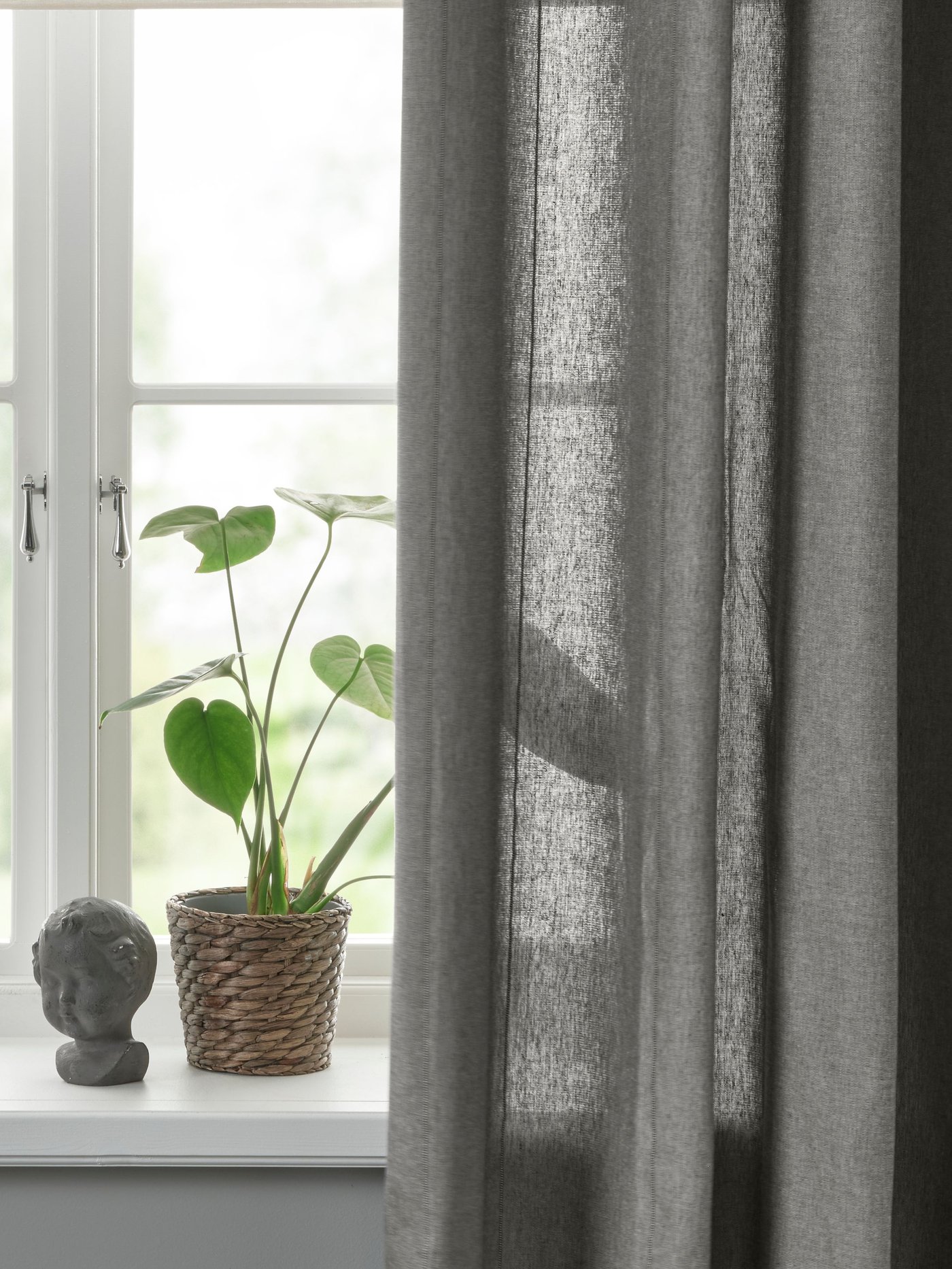 A dark grey LENDA curtains with tie-backs, 1 pair