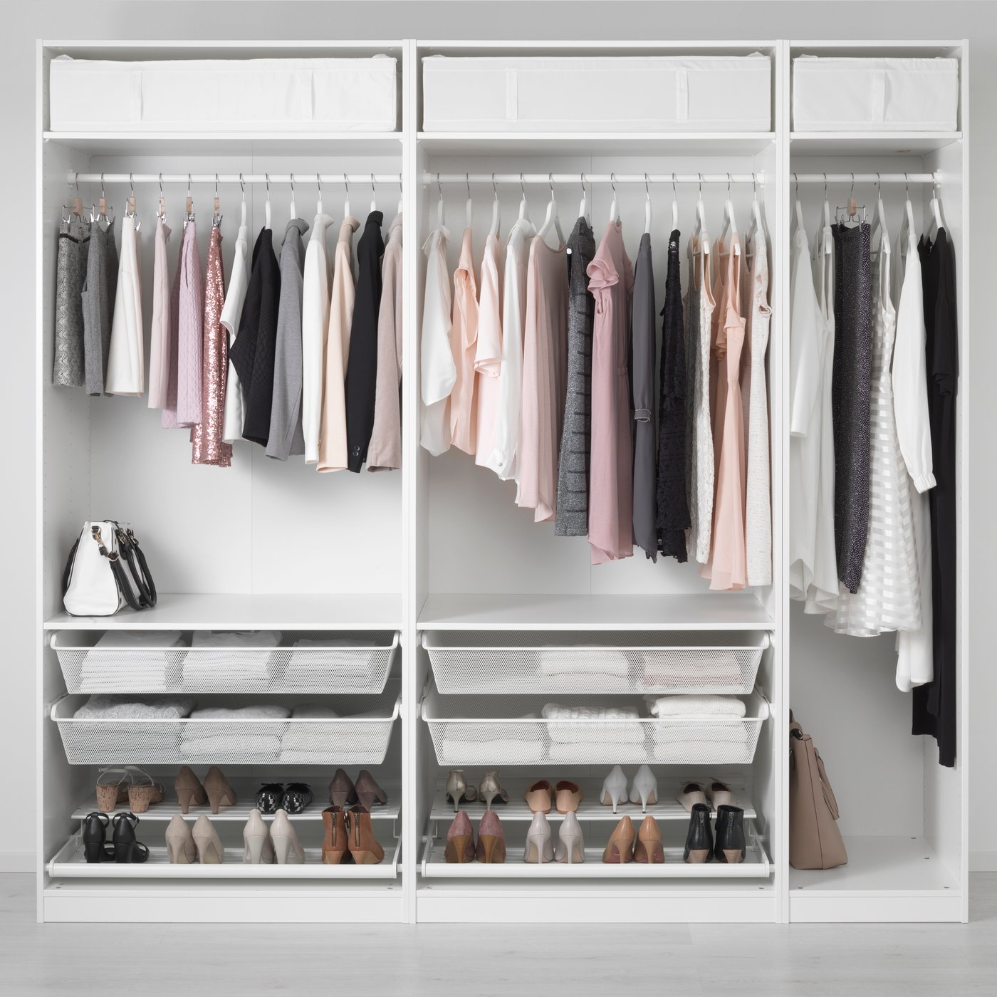 A PAX 25.10 wrd/mb 250x60x236 wh/Hemnes wh in the NA