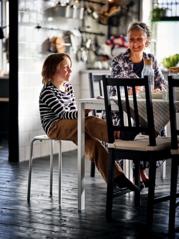 A brown-black STEFAN chair