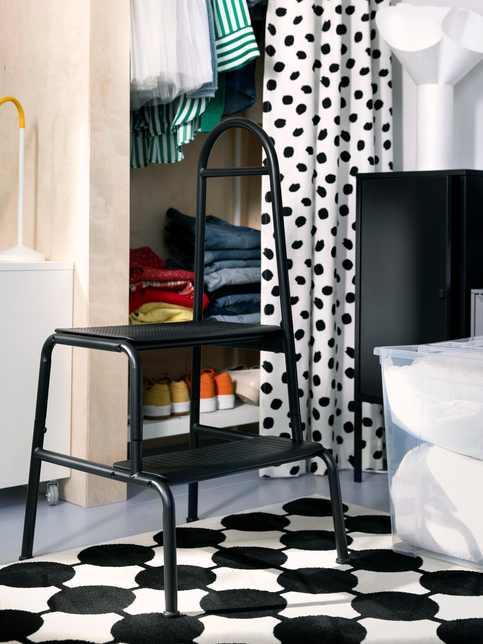 A Scandinavian small living room done your own way - IKEA