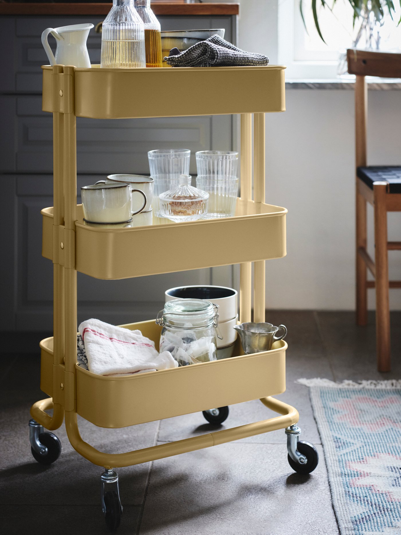 An yellow RÅSKOG trolley