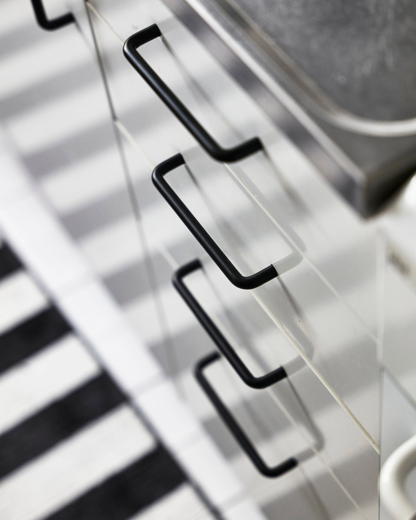 Ett svart BAGGANÄS handtag.