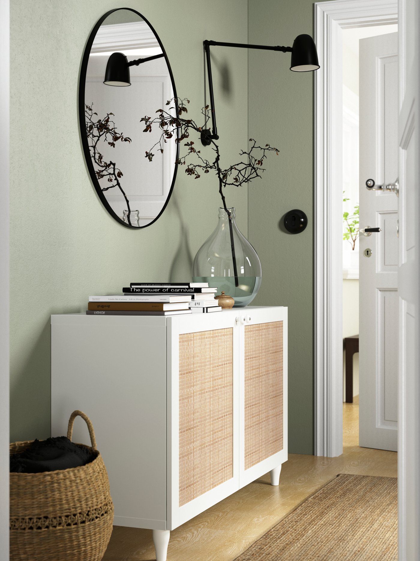 Un vase FRAMPRESSA en vert clair