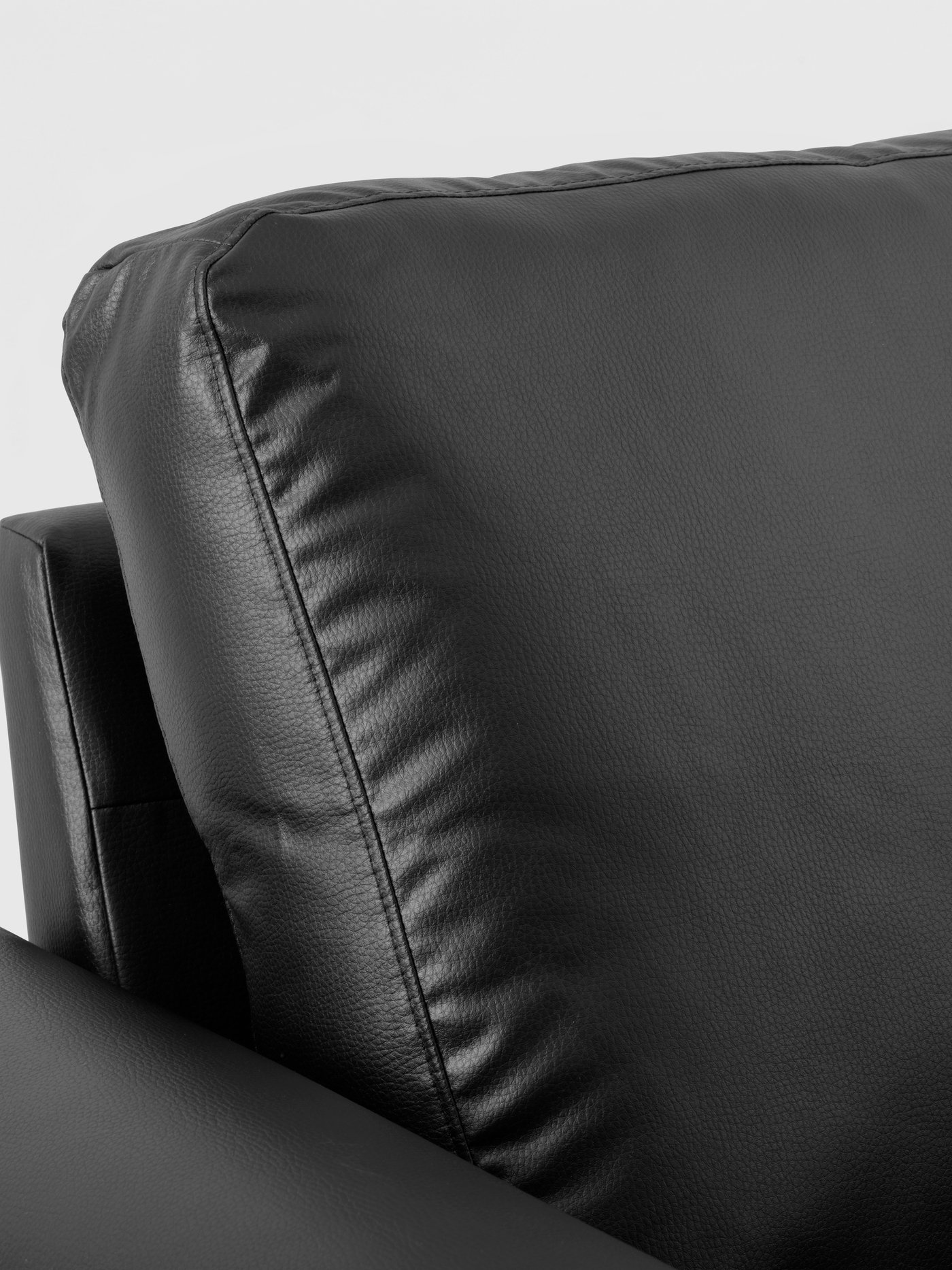 A black GAMMALBYN 3-seat sofa