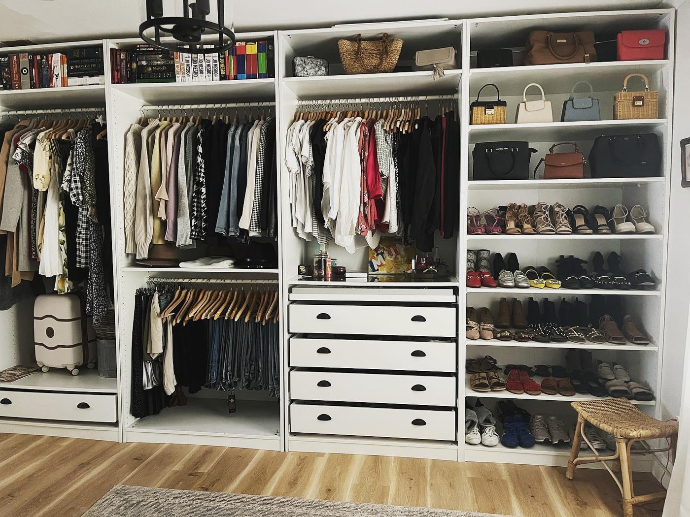 Ikea Clothes Rail Komplement