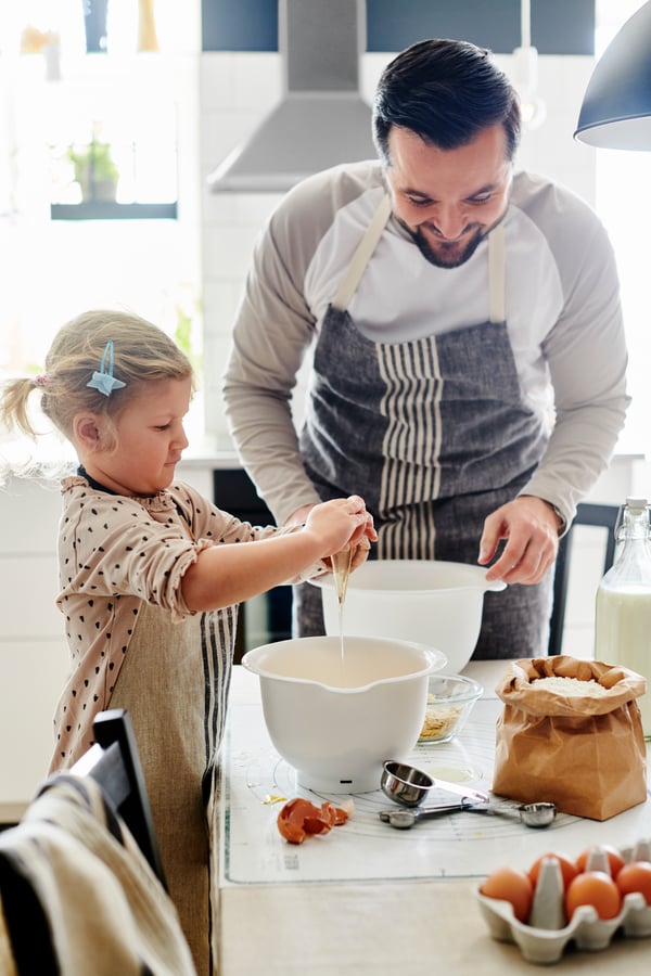 A white VISPAD mixing bowl.
