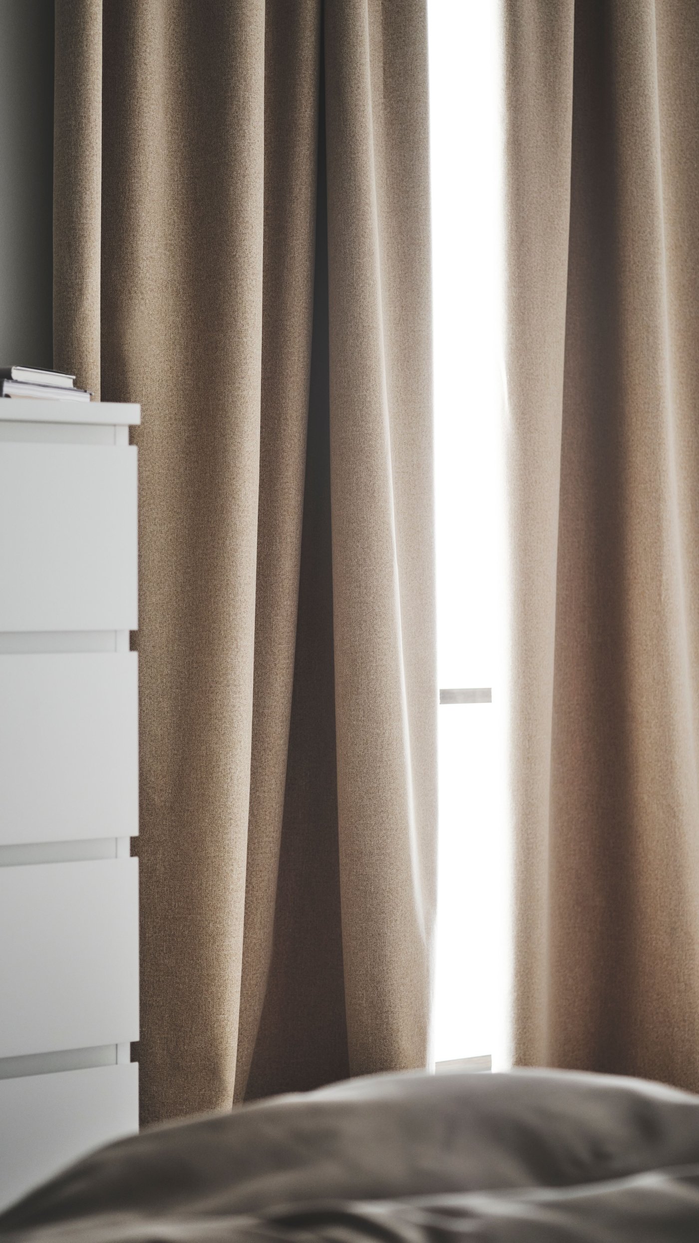 Tende oscuranti ROSENMANDEL color giallo-beige con nastro in testa, 1 paio