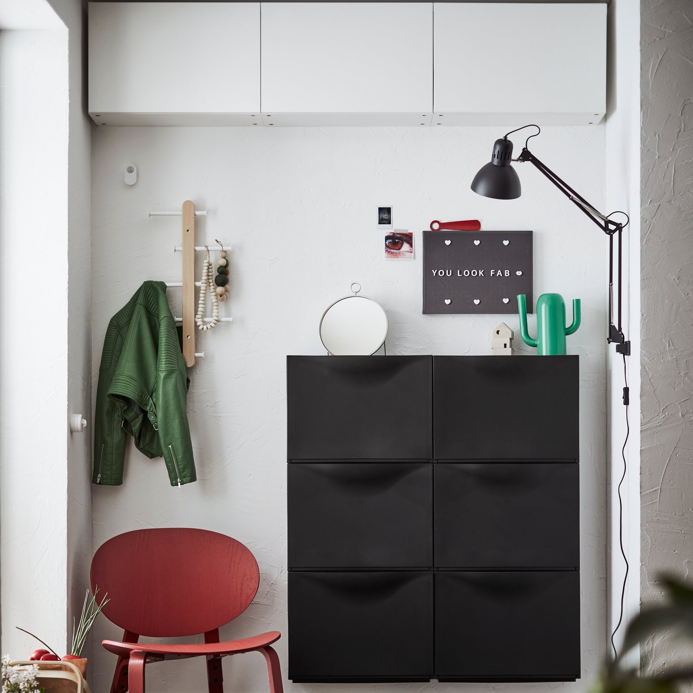 A dark grey TERTIAL work lamp