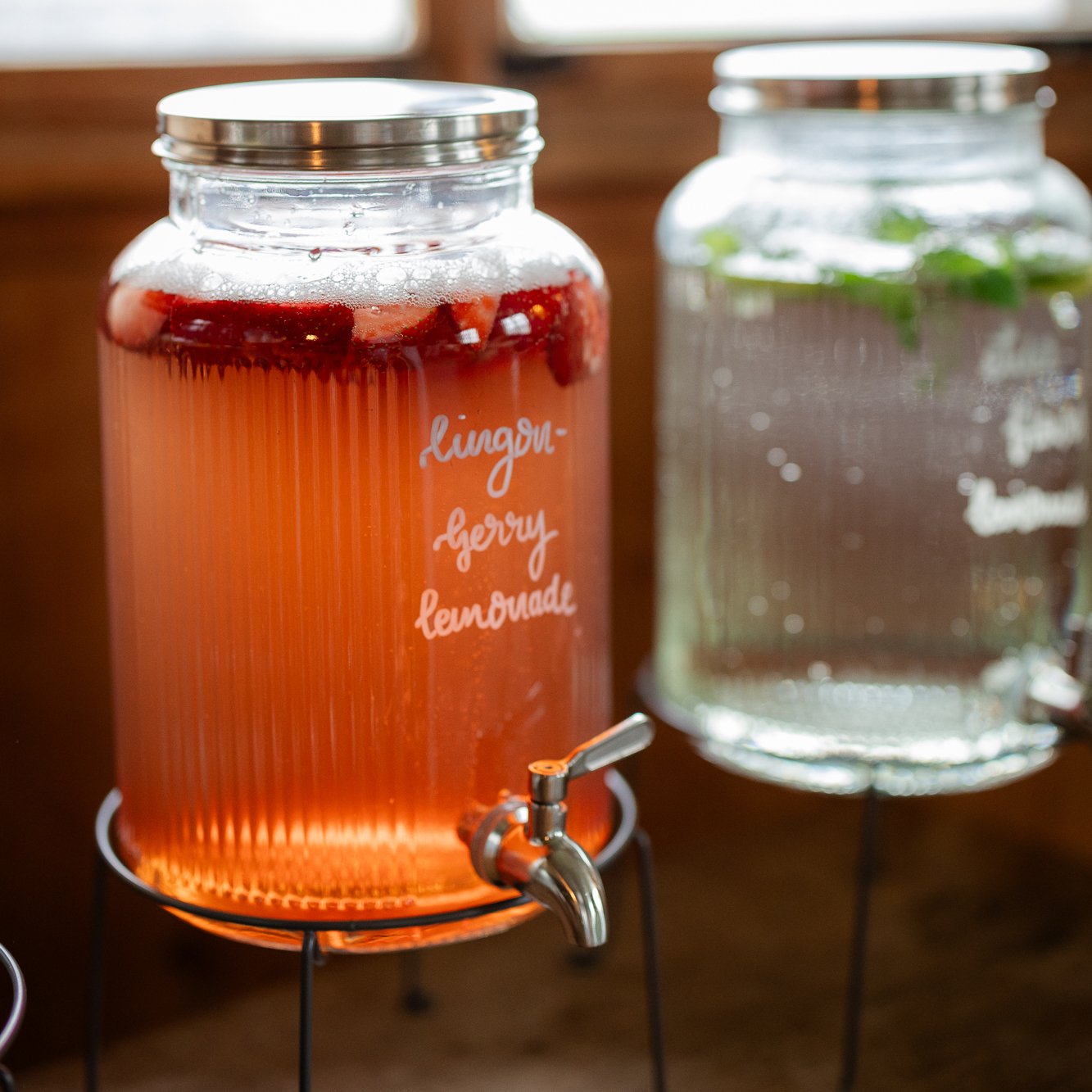 En VARDAGEN-burk med kran