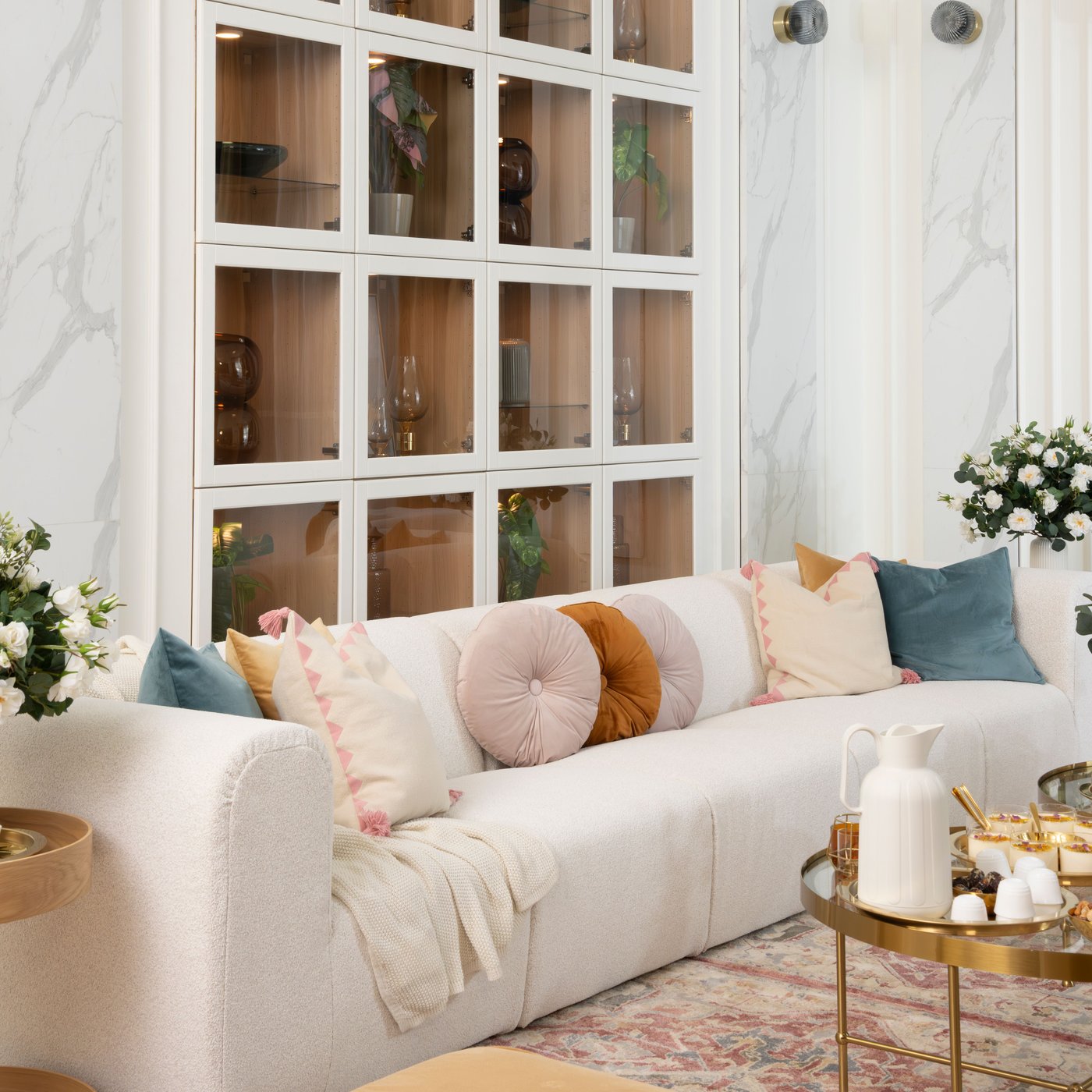 A white/clear glass OSTVIK glass door in the living room