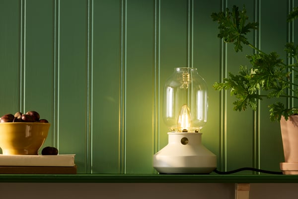 A dimmable beige TÄRNABY table lamp