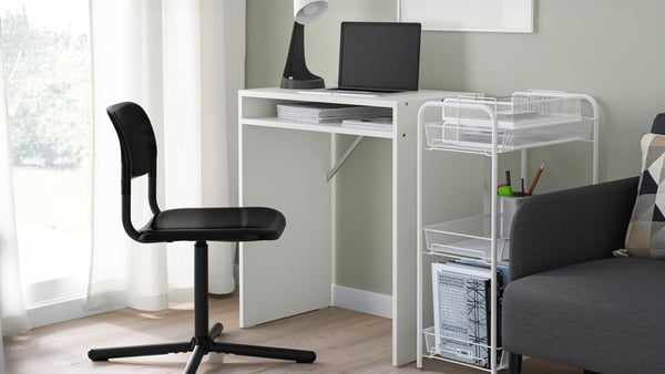 TORALD desk with chair