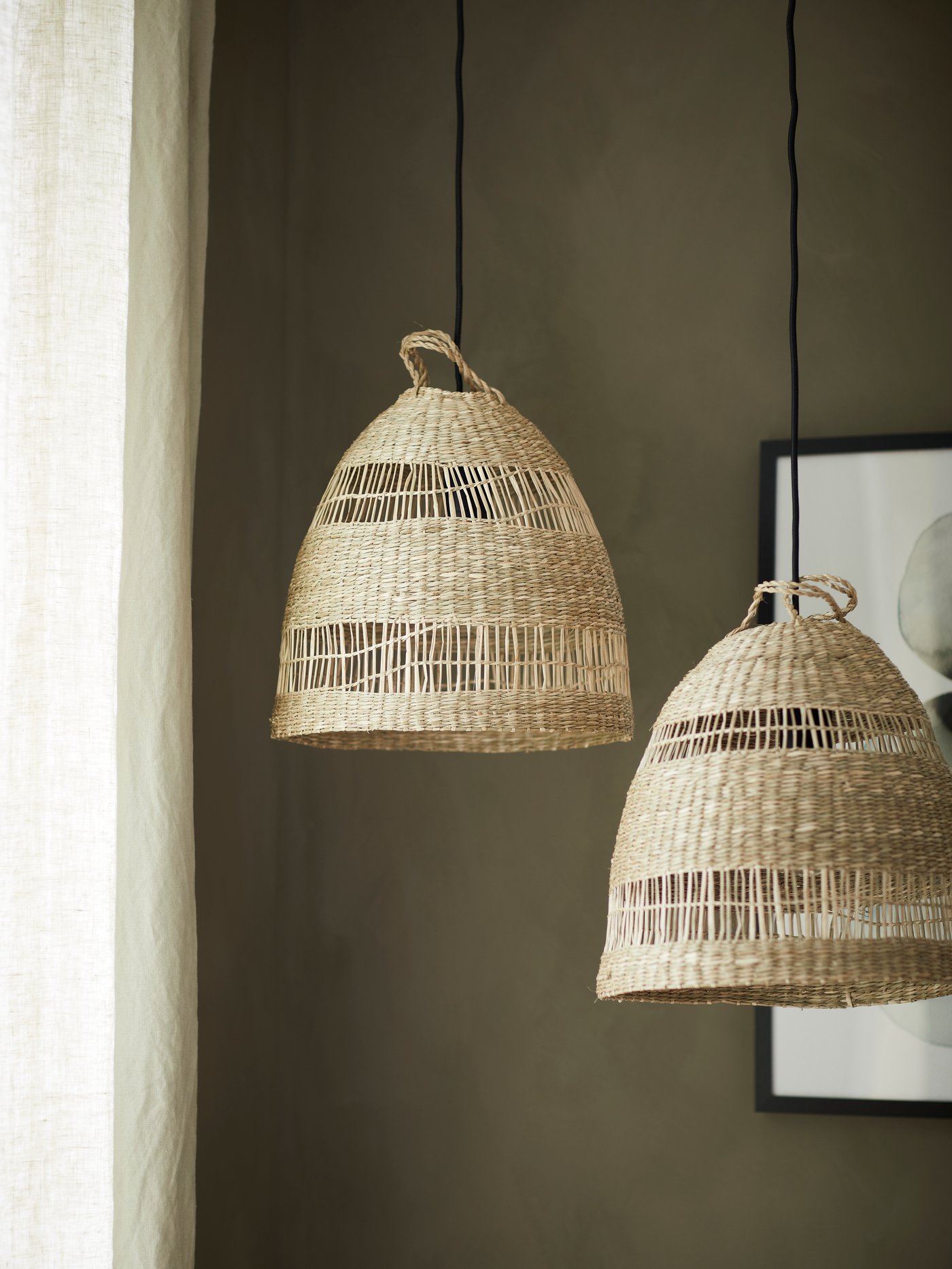 A sedge/handmade TORARED pendant lampshade in the living room