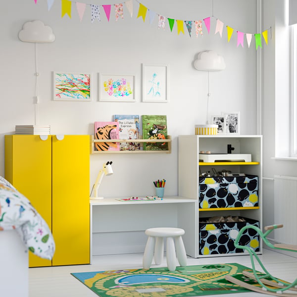 A GREJSIMOJS rocking-bird in the childrens room