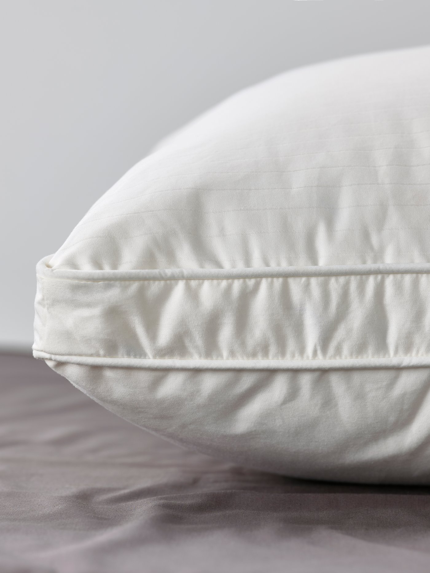A BERGVEN pillow, high, side/back sleeper