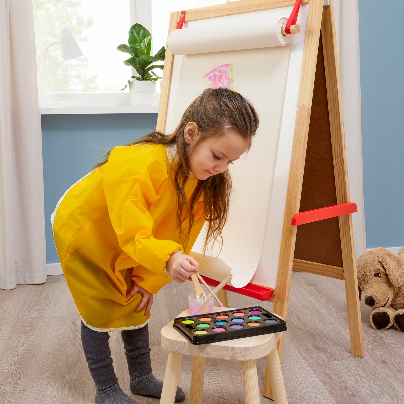 A mixed colours MÅLA watercolour box with 14 colours