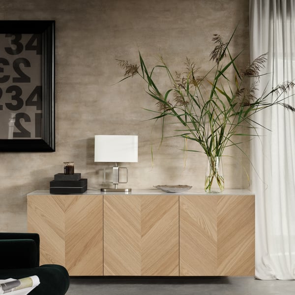 A white/Hedeviken/Stubbarp oak veneer BESTÅ storage combination with doors