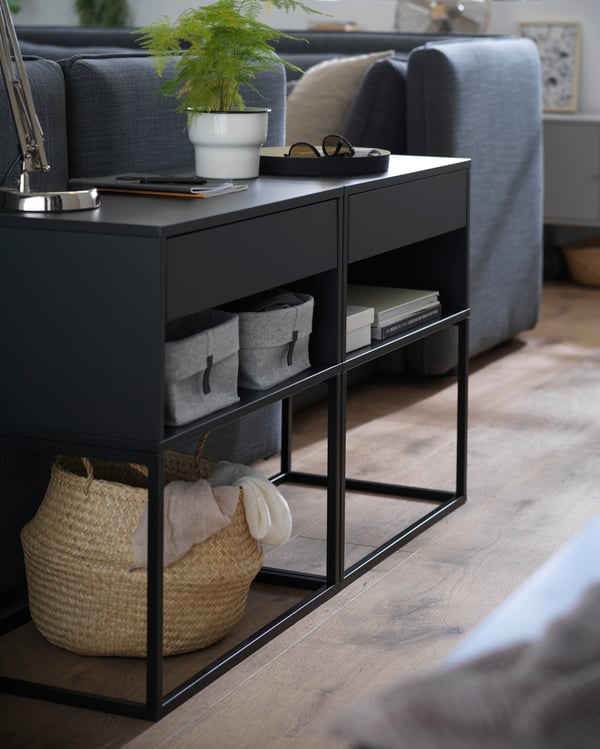 An in/outdoor/white CITRONSYRA plant pot in the living room