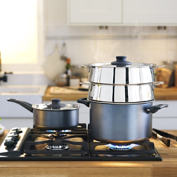 steam pot on pot
