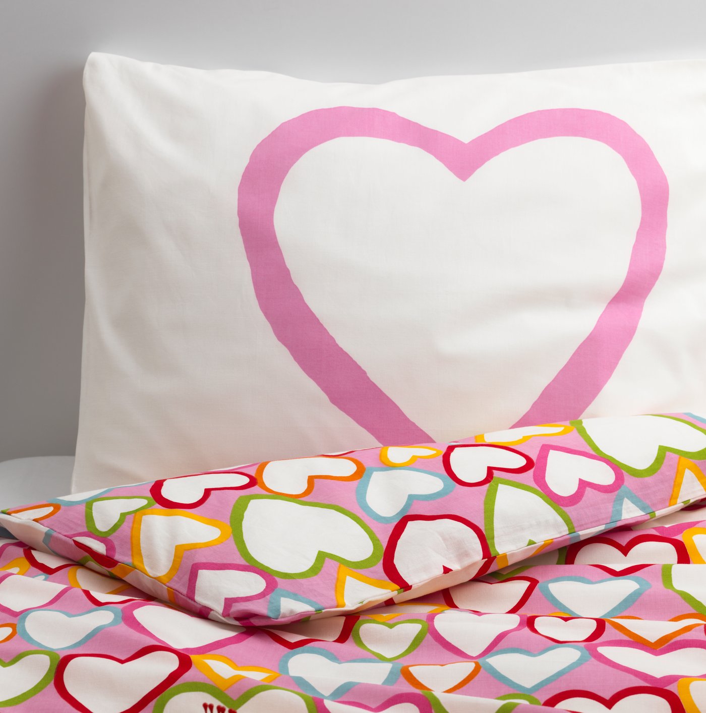 A multicolour VITAMINER HJÄRTA duvet cover and pillowcase
