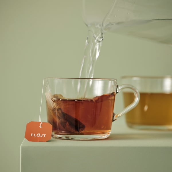 A Rainforest Alliance Certified FLÖJT black tea