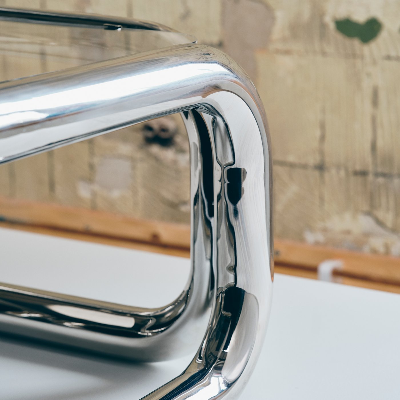 A silver-colour KONSTRUNDA side table in<span intento_protect_8=0> </span>the