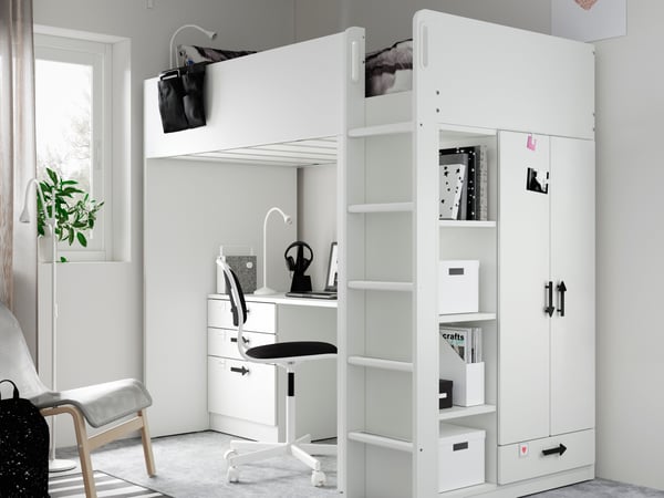 A white white/with desk with 4 drawers SMÅSTAD loft bed