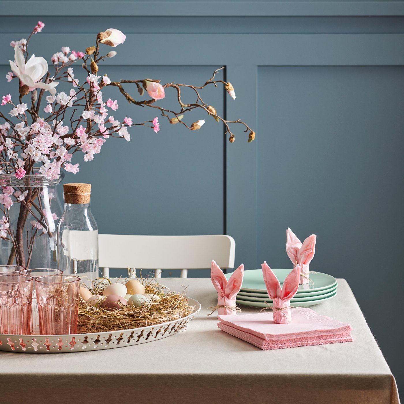 A pink POKAL glass in the dining room