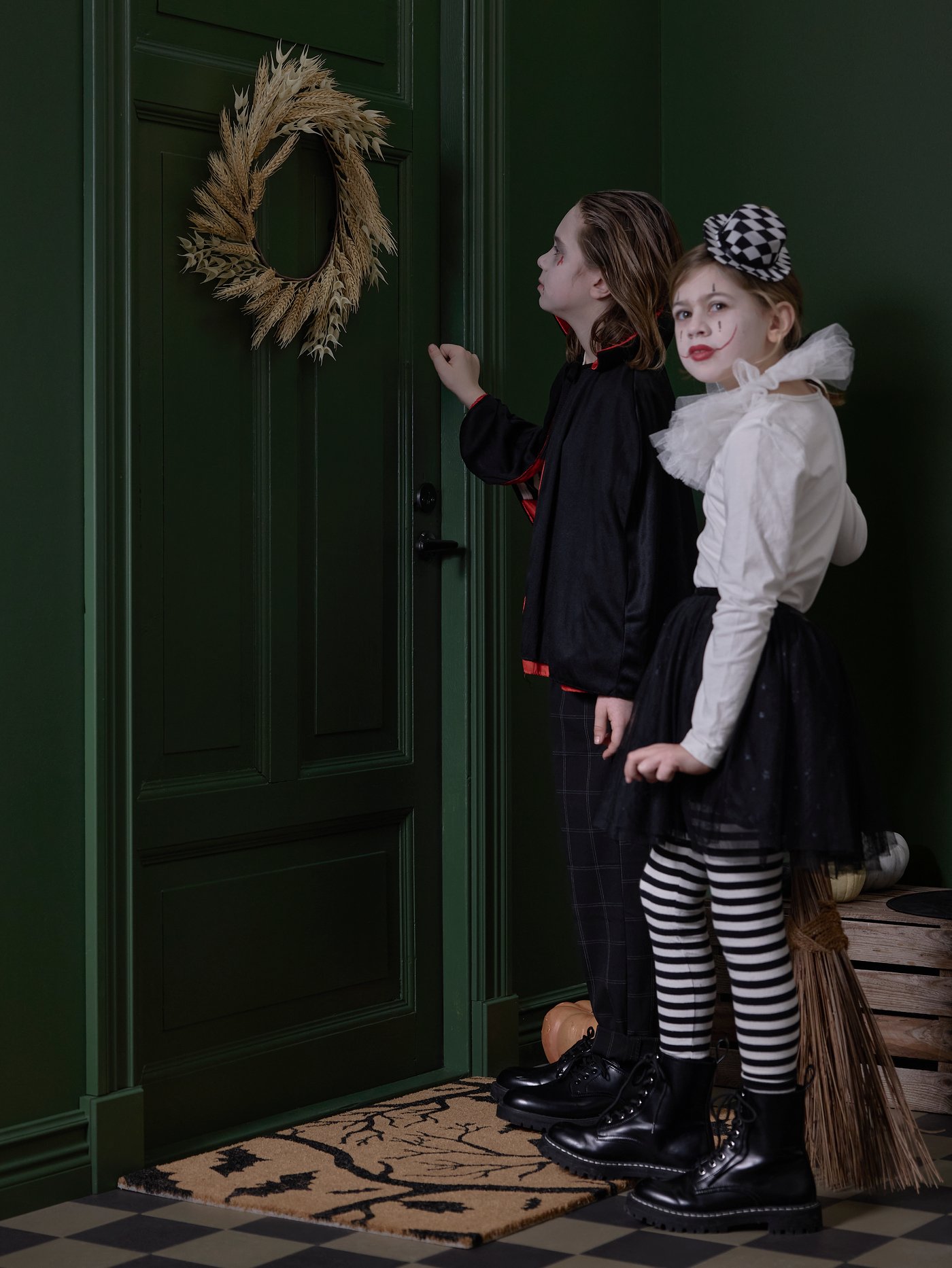 HÖSTAGILLE-kolleksjonen.