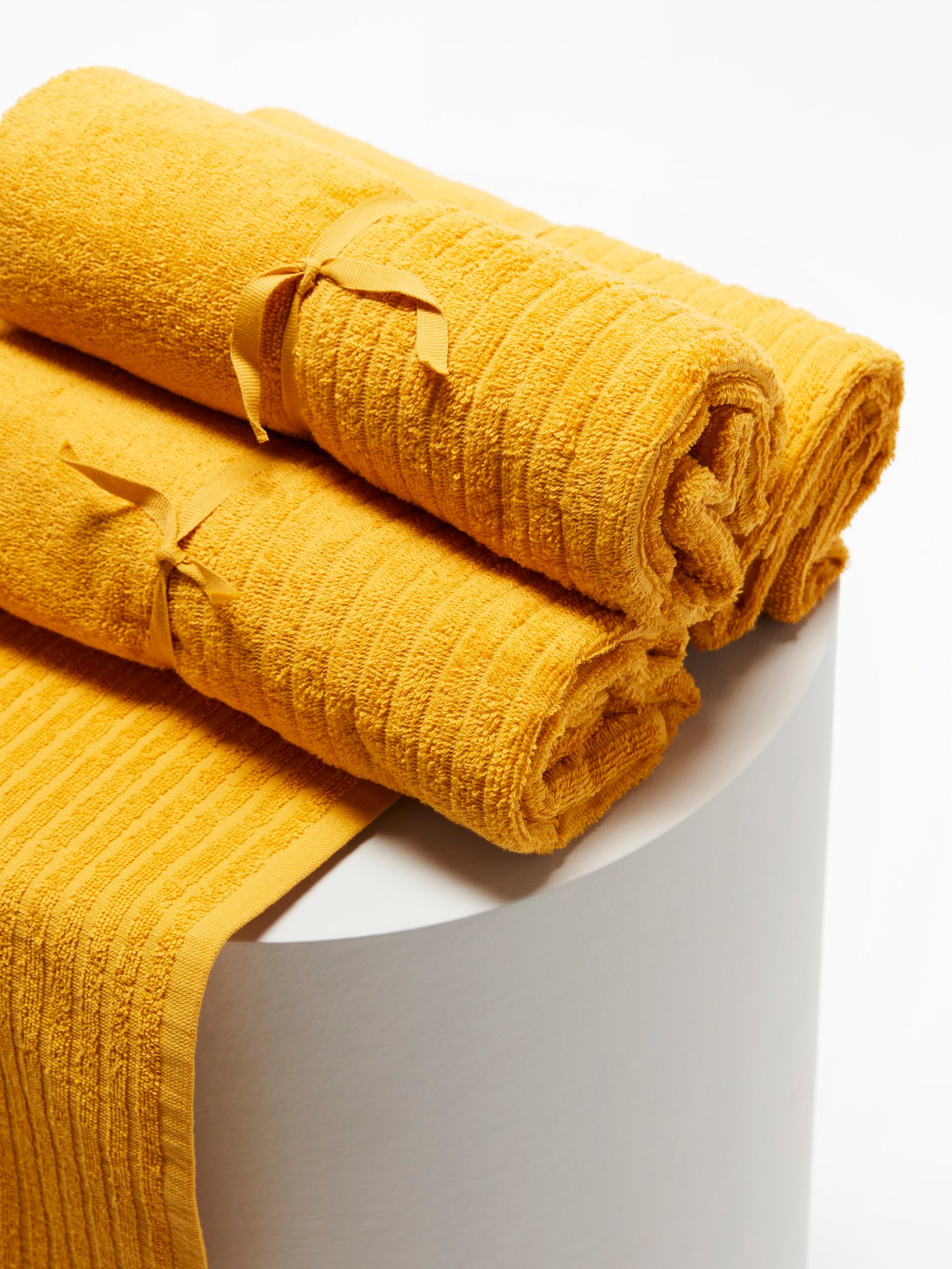 Doblegar tovalloles.