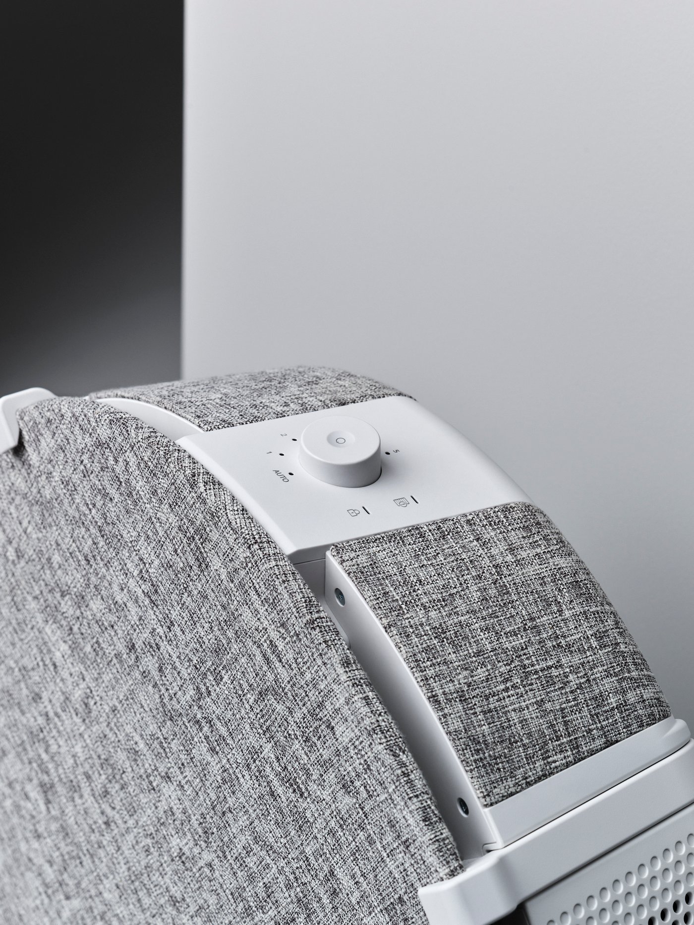 A white/smart STARKVIND air purifier