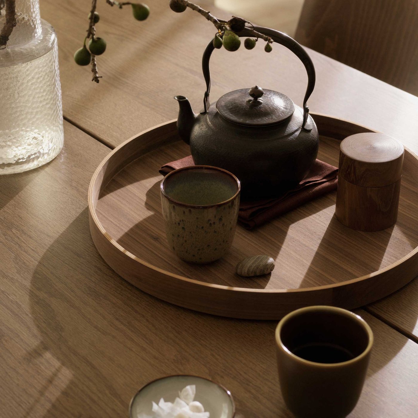 A mixed colours GLADELIG mug