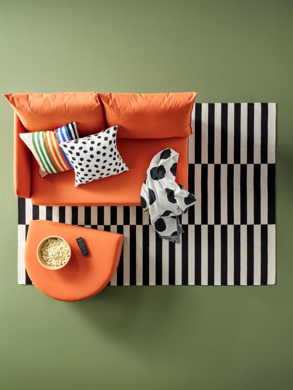 A multicolour TAGGKÖRVEL pre-cut fabric