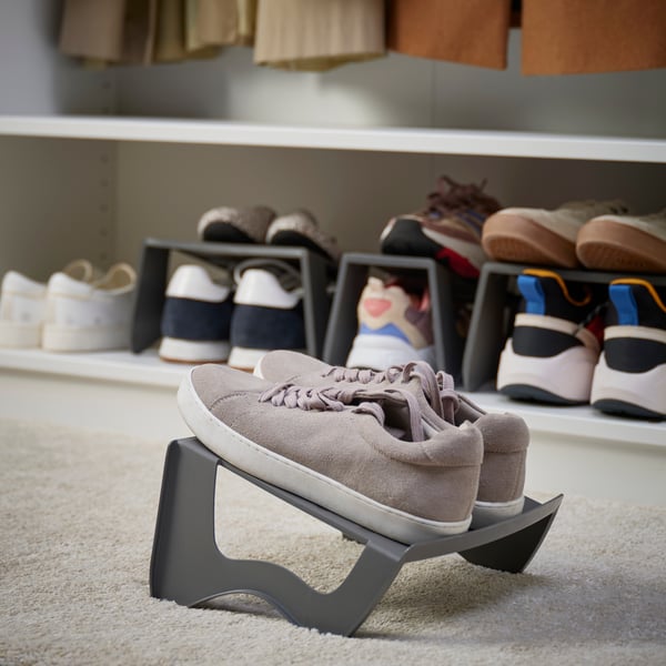 A MURVEL shoe organiser