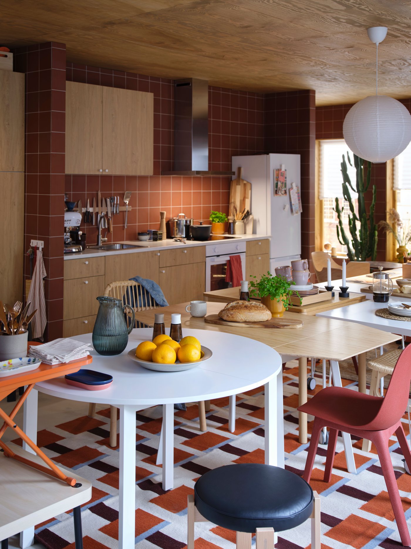 A glass/brown HALVTOM salt and pepper shakers in the kitchen