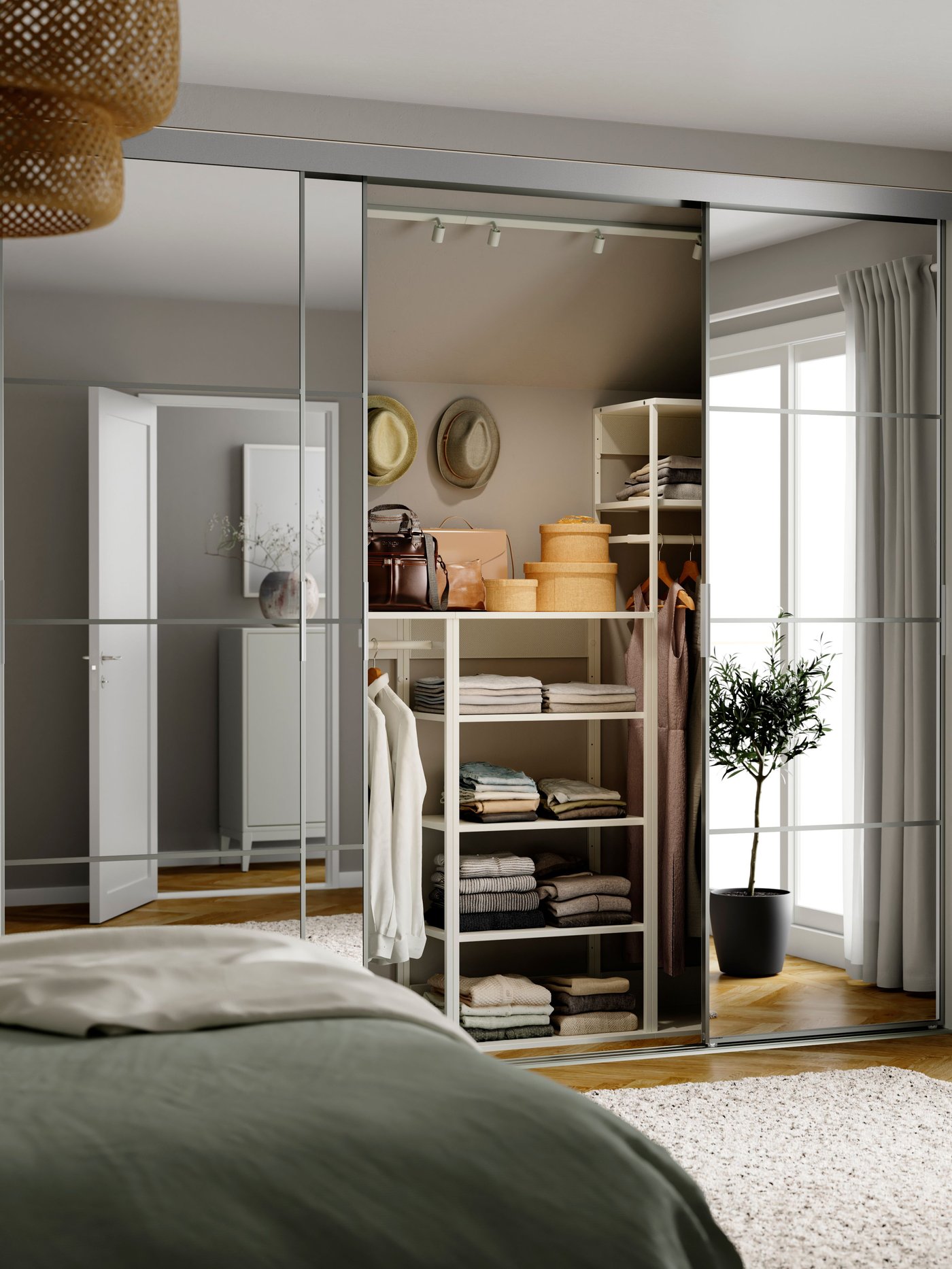 Dressing avec portes coulissantes en miroir
