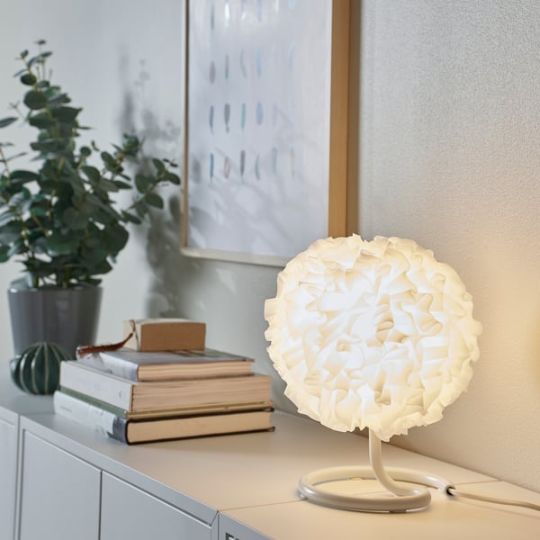 A white VINDKAST table lamp