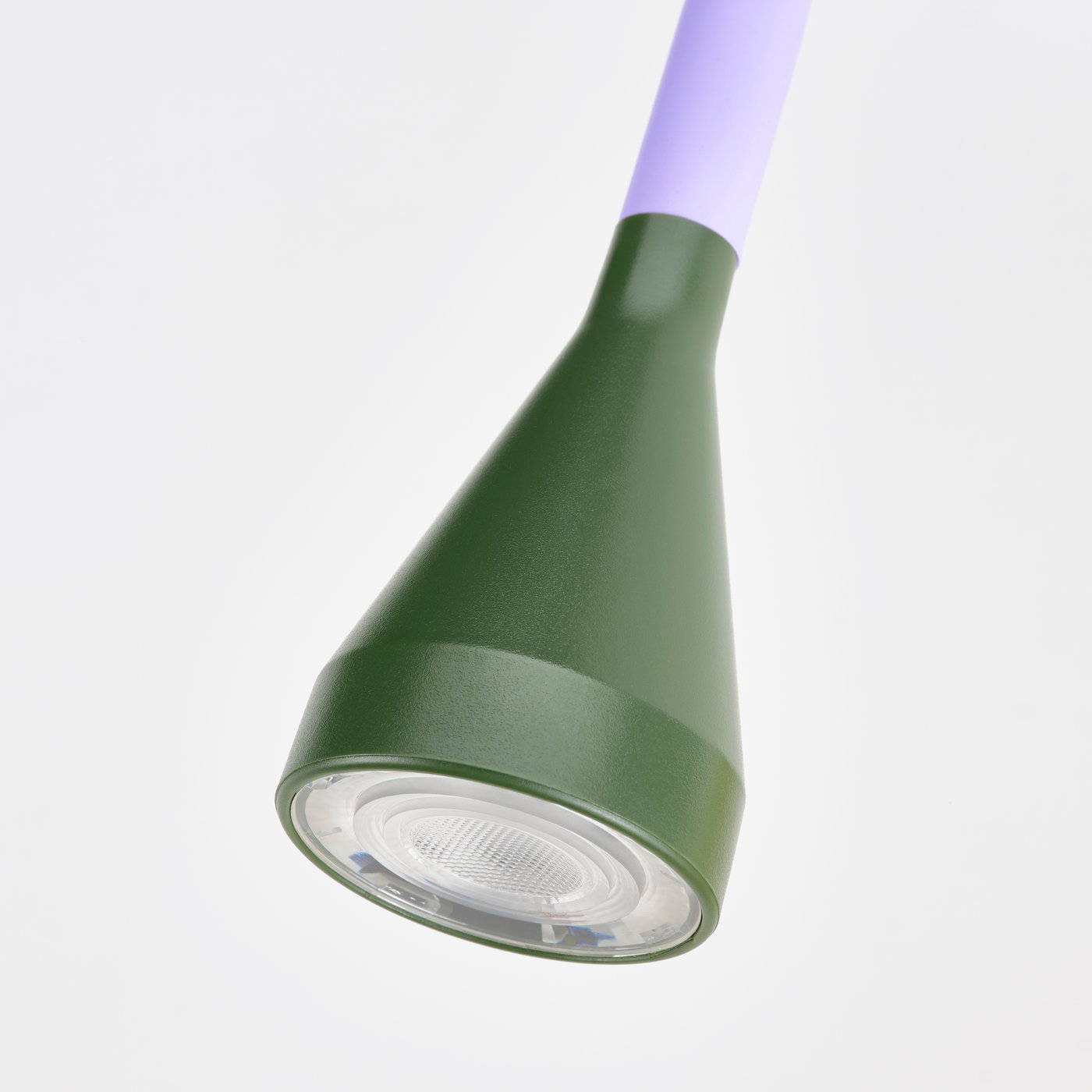 A lilac/dark green NÄVLINGE LED clamp spotlight