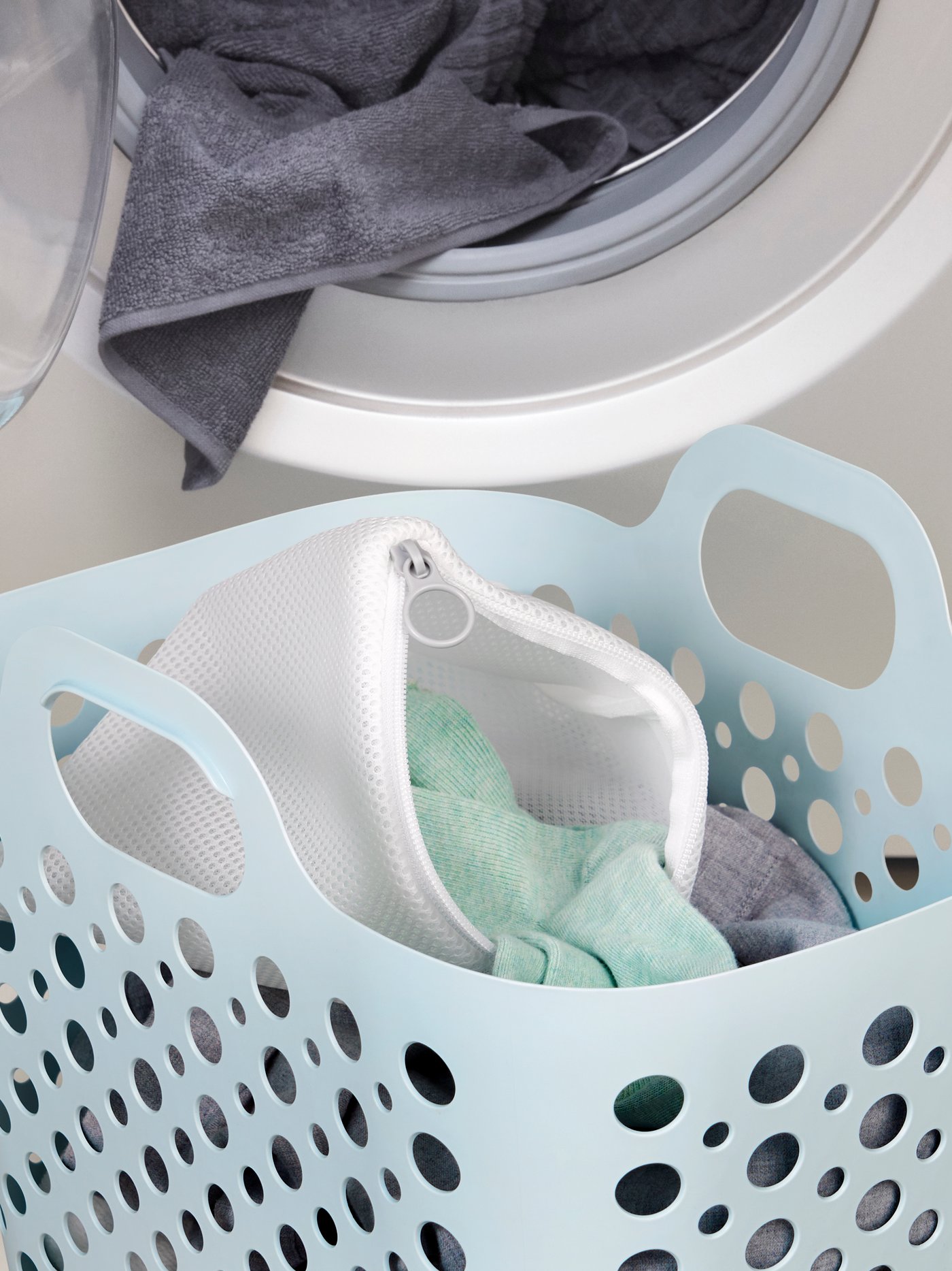 A white/grey SLIBB washing bag