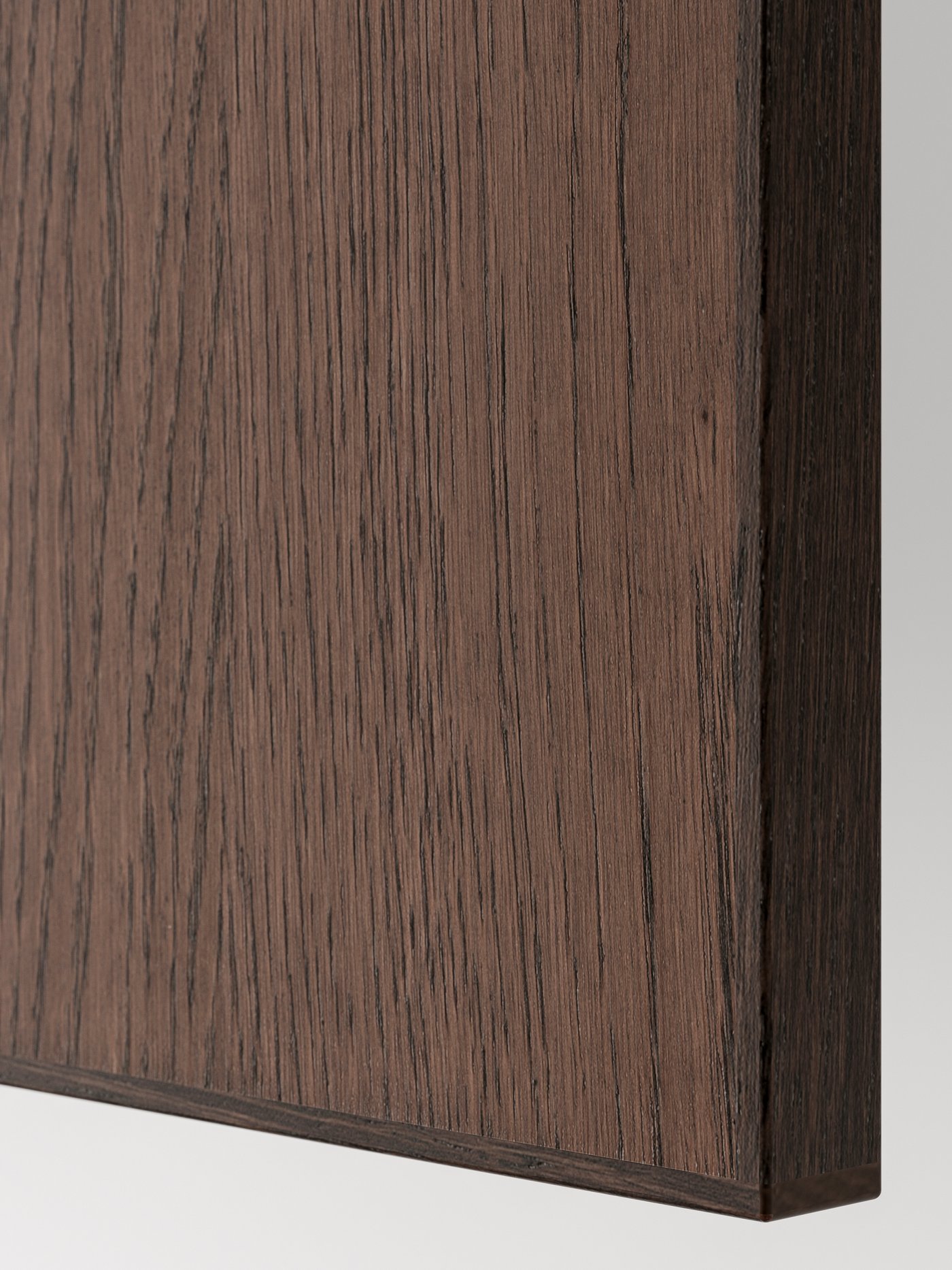 A brown SINARP door.