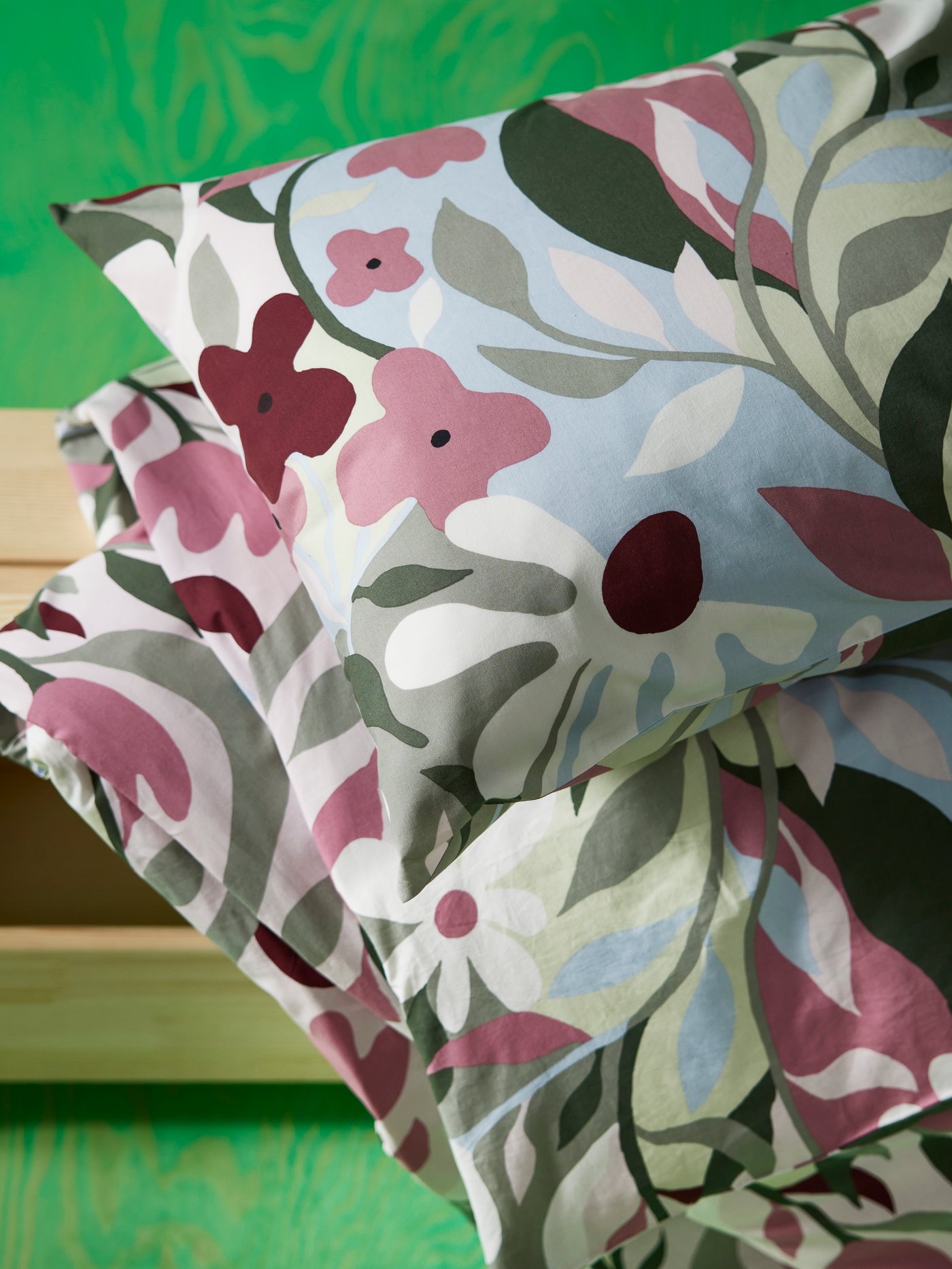 A multicolour/floral pattern KORSKOVALL duvet cover and pillowcase
