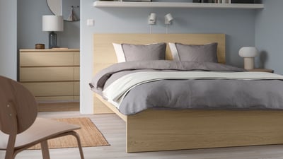 Beds & mattresses