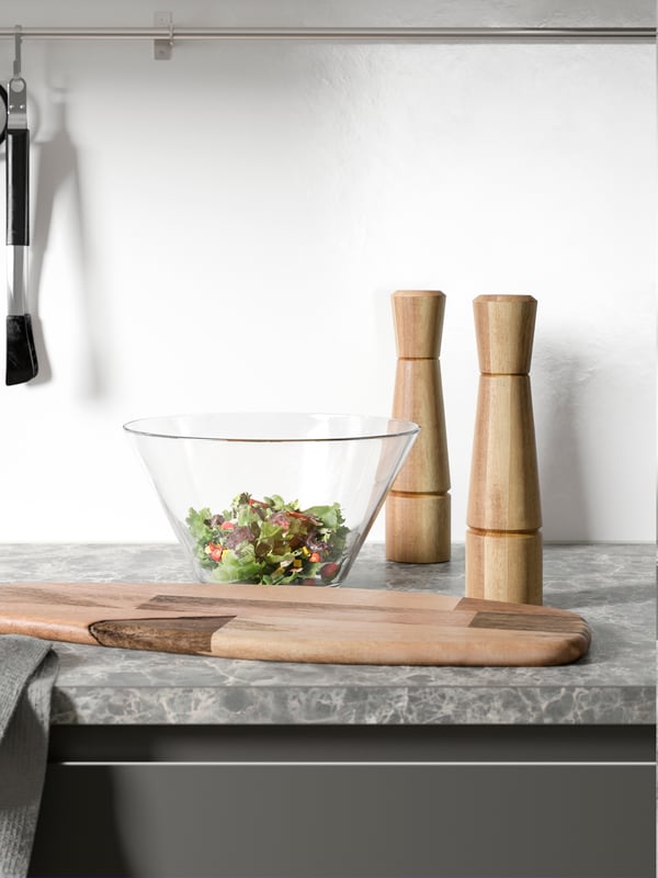 A clear glass TRYGG serving bowl in the kitchen
