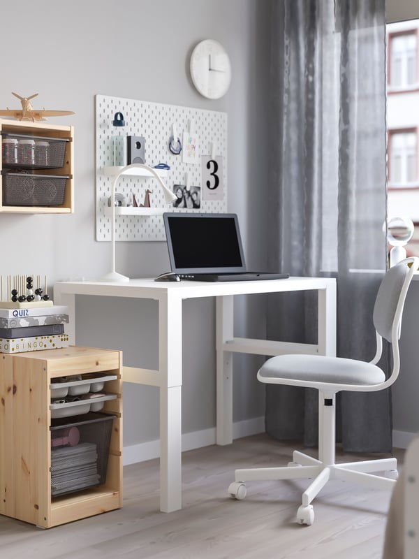 A white SKÅDIS pegboard