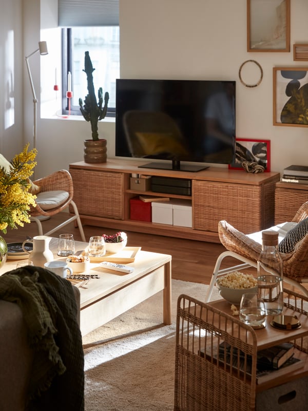 An off-white STOENSE rug, low pile in the living room