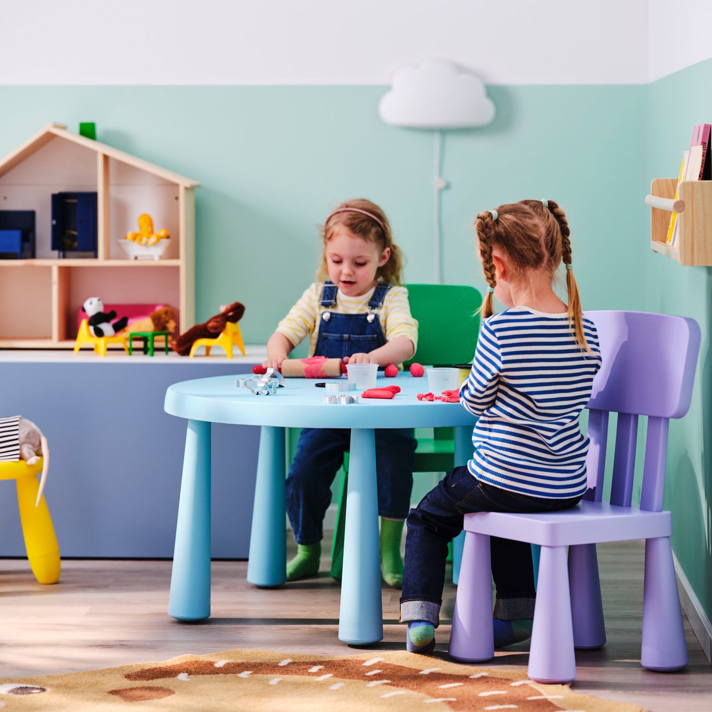 An in/outdoor/light blue MAMMUT children's table