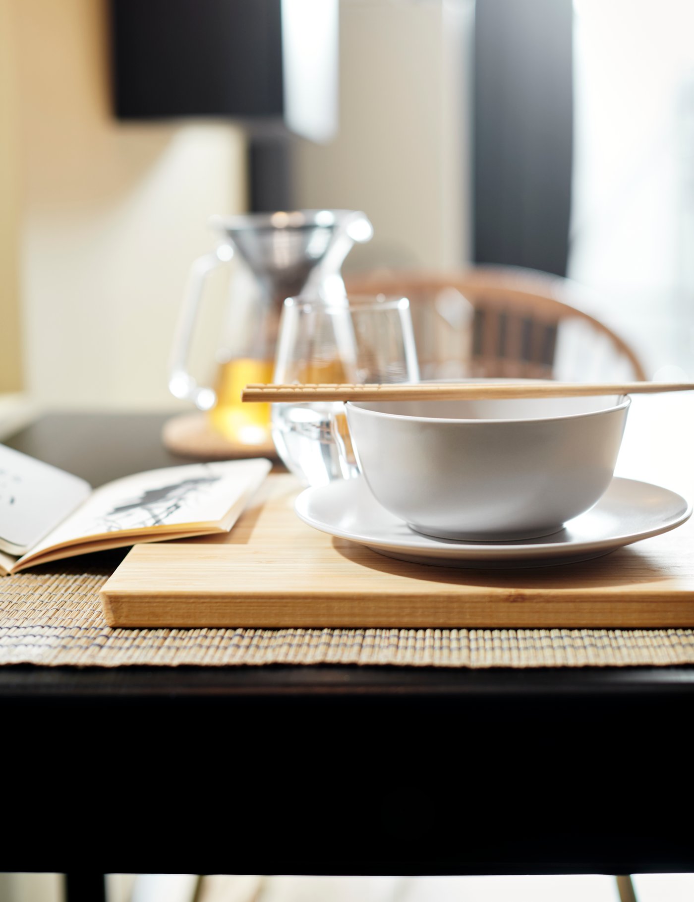 A beige DINERA side plate in the dining room